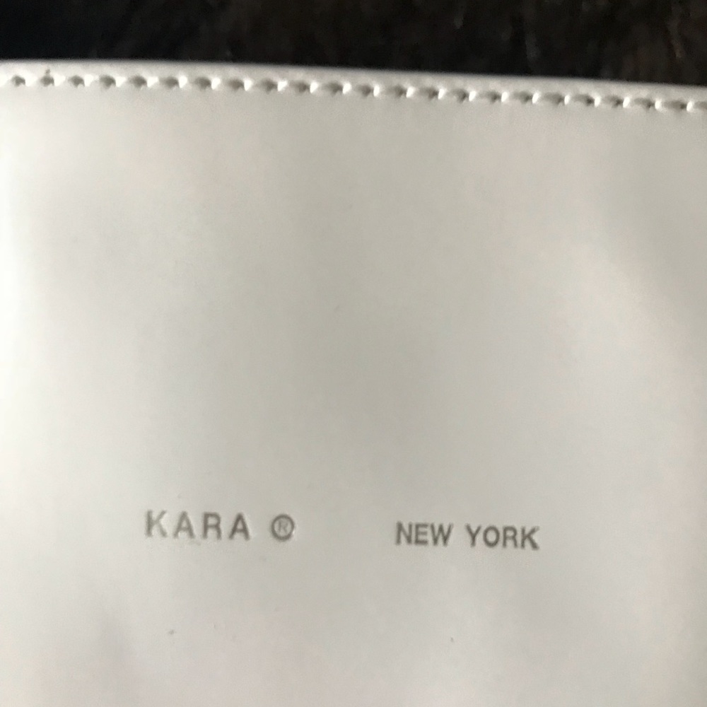 Kara patent leather tote - Picture 3 of 13